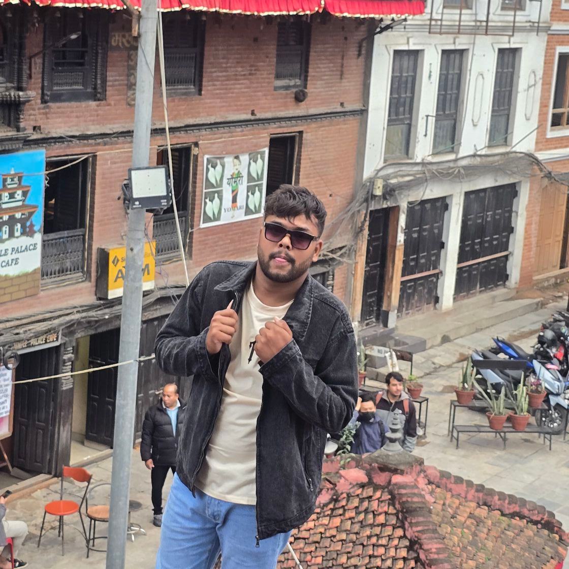 Arjun Giri