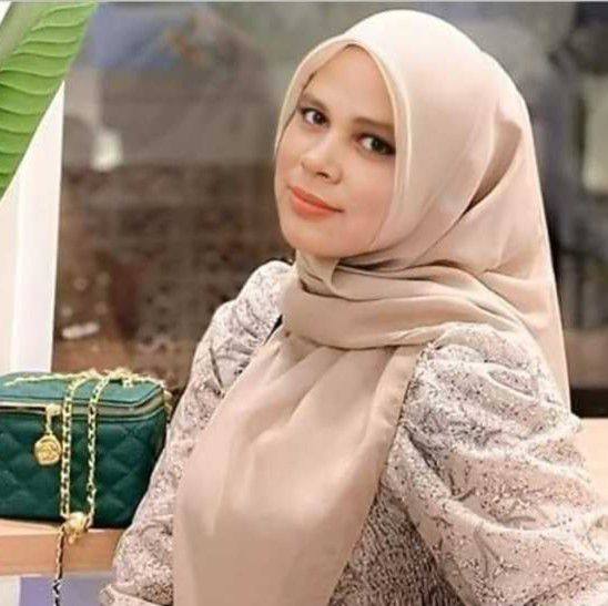 Andi Siti “FBPro bukan cuma tempat berbagi, tapi juga... Facebook