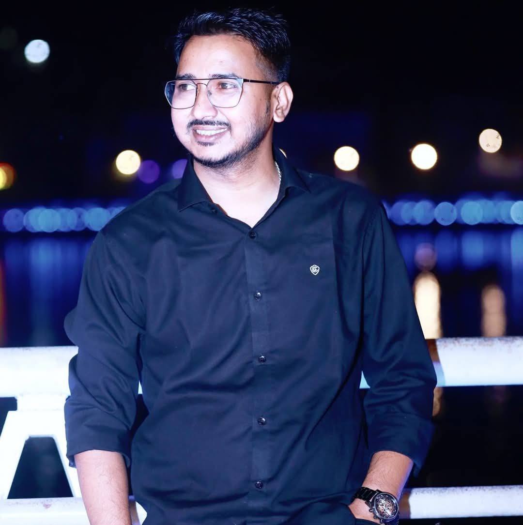 রুপক দেব