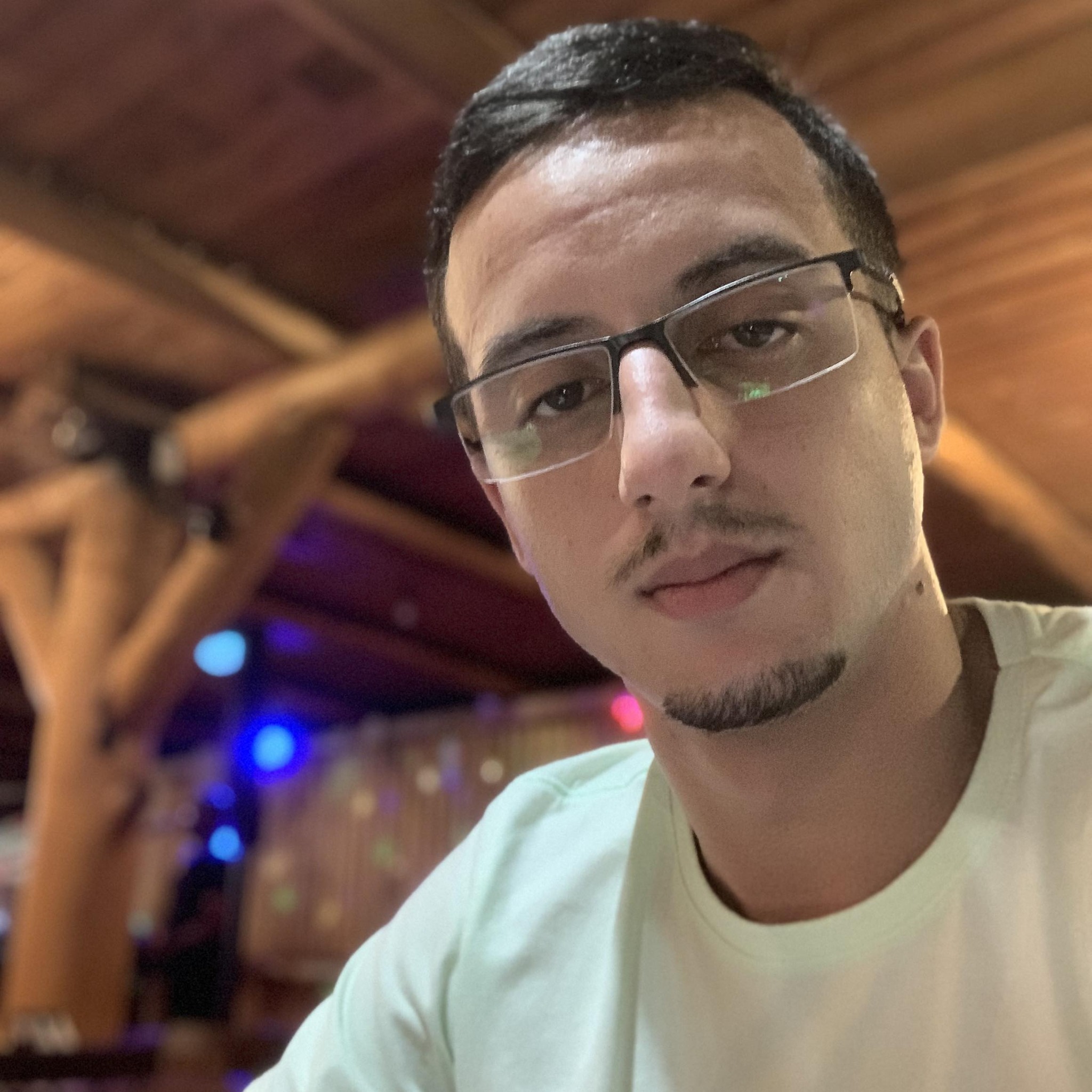 Qual melhor pra não cair com xiter rapaziada? FACEIT ou Gamers Club ...
