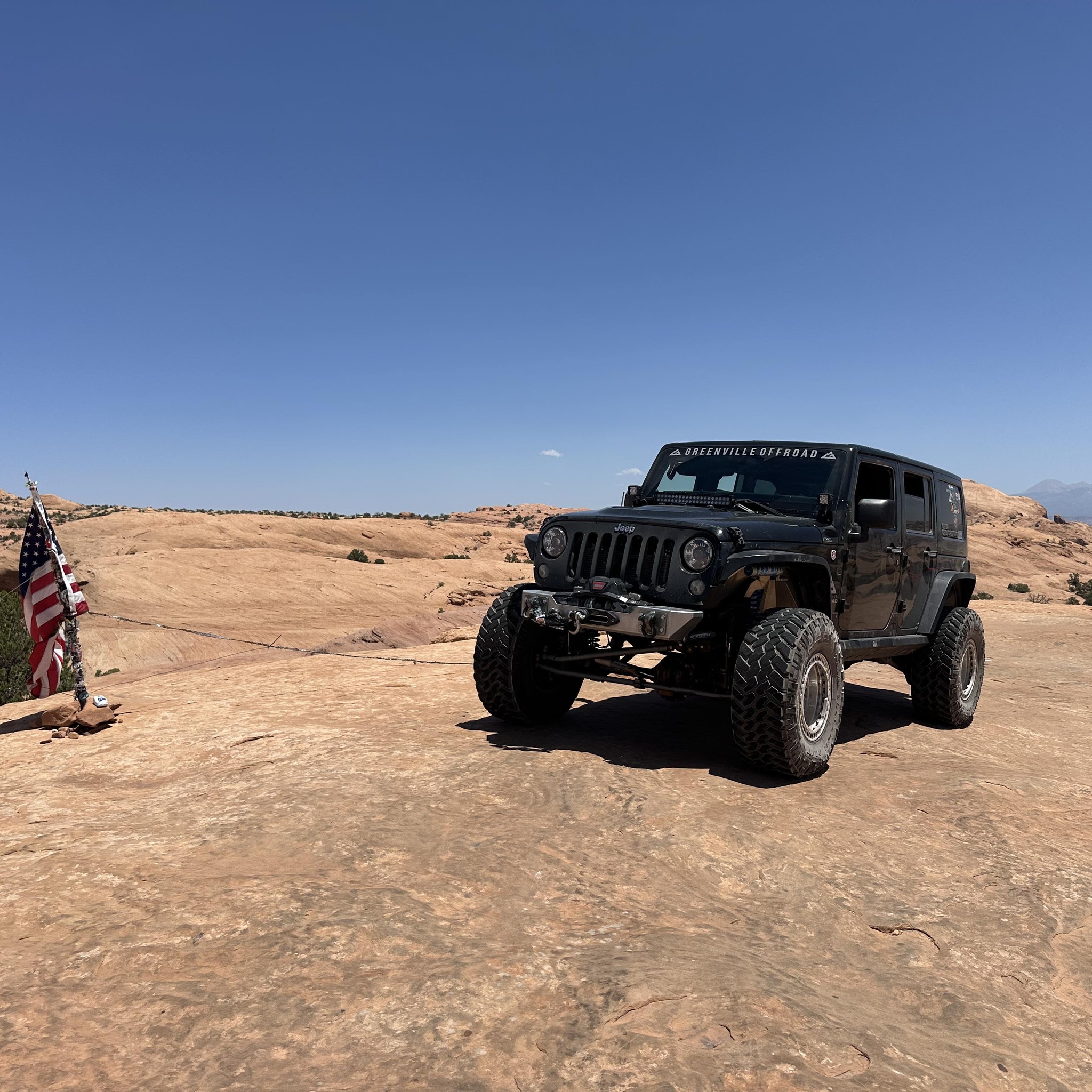 JEEP LJ | My jeep has, what i belive is the factory offered AEV rocker ...