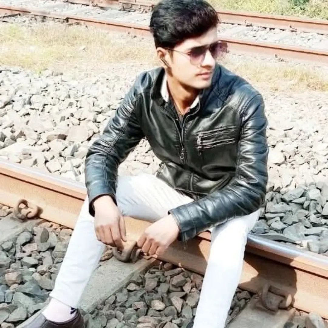 Pagal k lagi laat😱😂 Follow Faiz saharanpuriya #Faizsaharanpuriya # ...