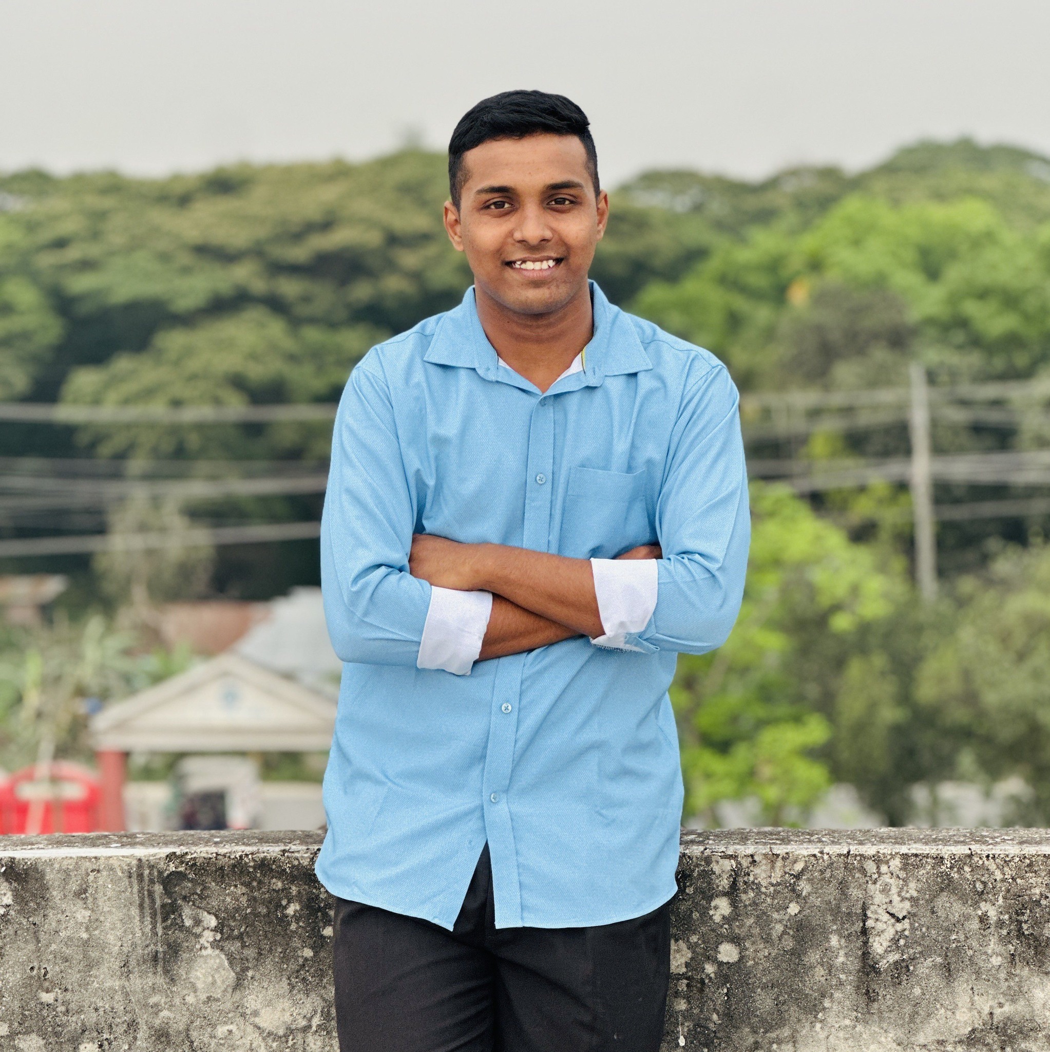 ভালোবাসার মানুষ কে কষ্ট দিলে কষ্ট তো লাগেই 🙂 | Khan Bijoy | Facebook
