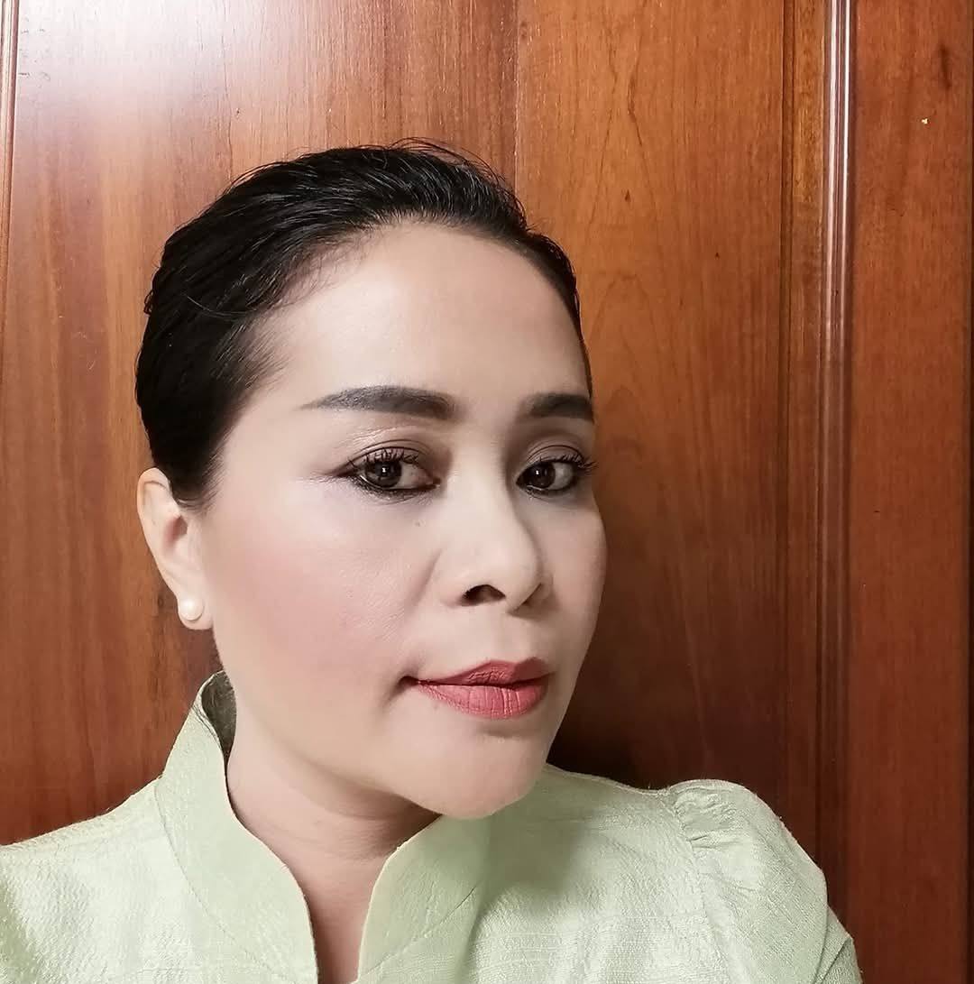 ໄກ່ເນື້ອນຸ້ມ ຊຸ່ມຊຳ່ ຫນັງເດັ້ງ ເນື້ອແຫນ້ນ ທີ່ຮ້ານເຂົ້າມັນໄກ່ລີ ທີ່📍 ...