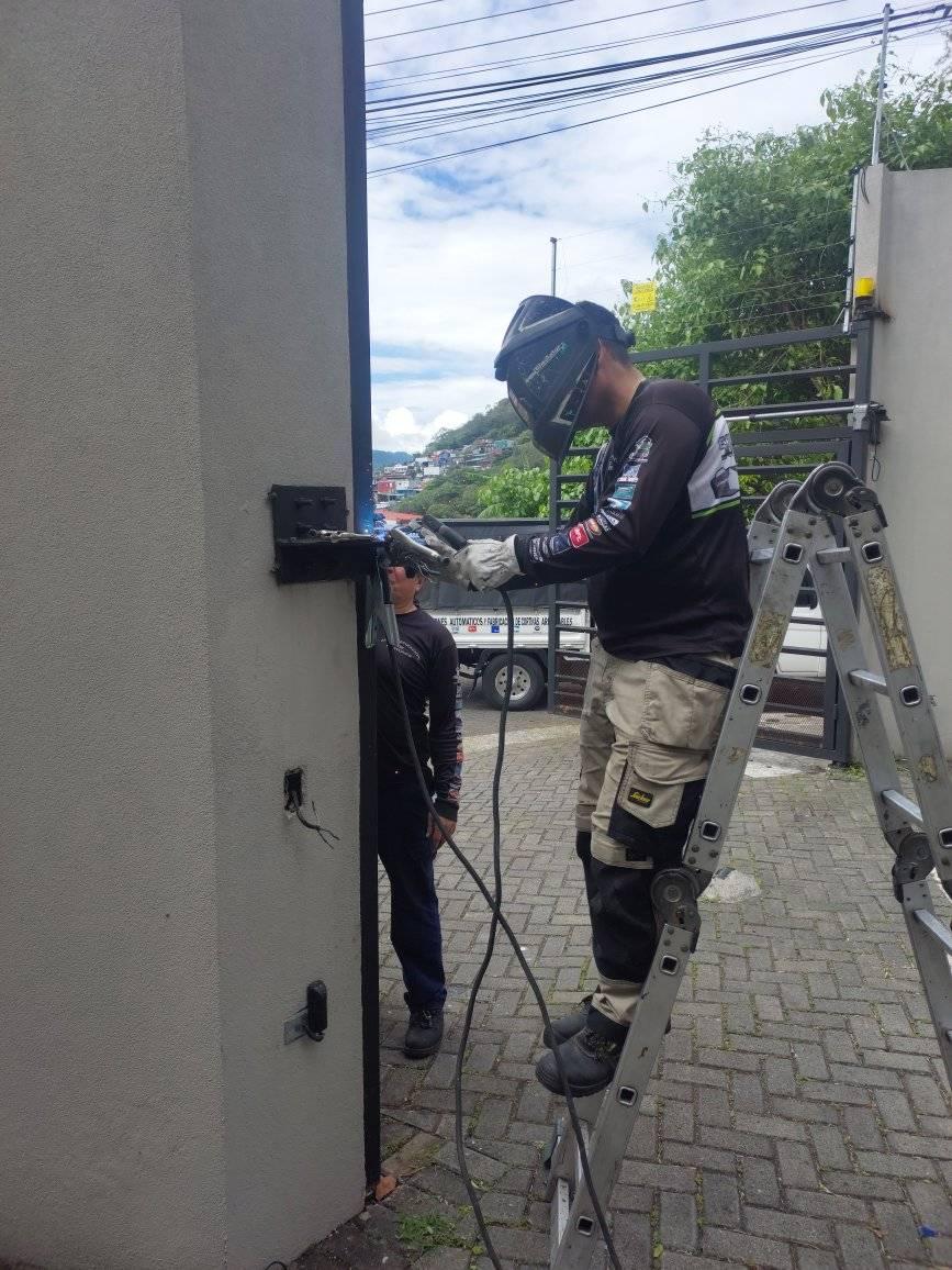Adp - Somos ADP Automatizacion Portones Adp | Facebook