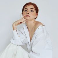 Modeling Page Of Alexandria Hodnik