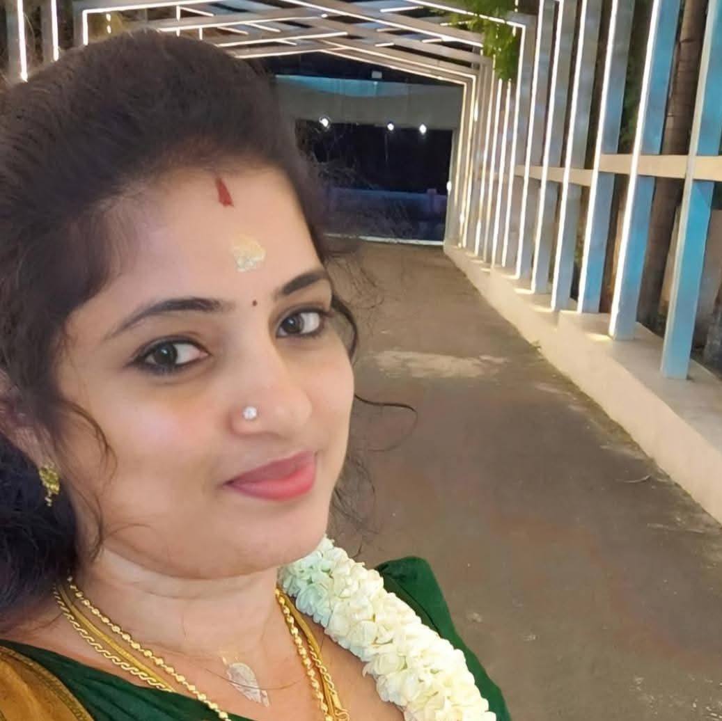தனலட்சுமி தனலட்சுமி