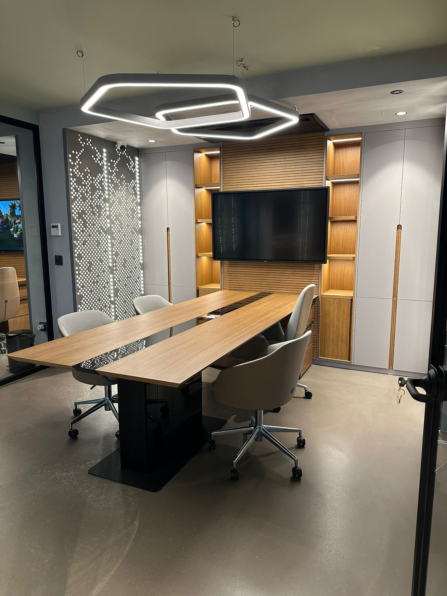 SEZER KÖROĞLU LTD. | Nicosia