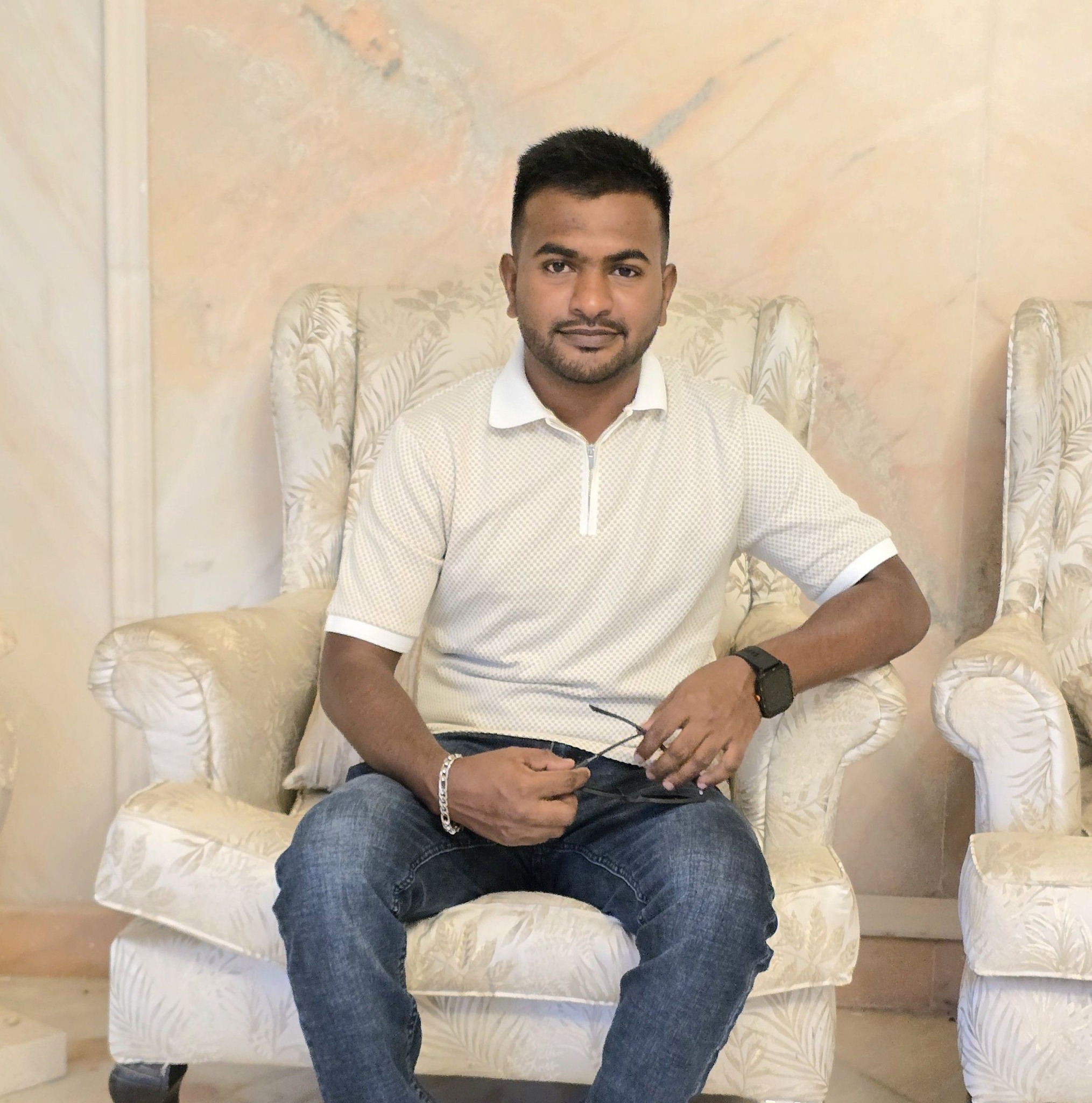 ️🥀🤍 | AH Raju