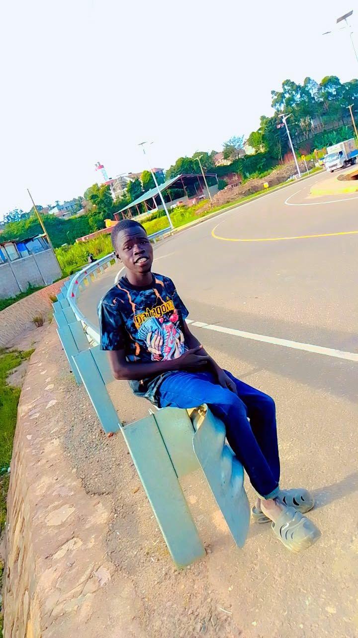 Full song out and available on my YouTube channel | Eddy Wizzy