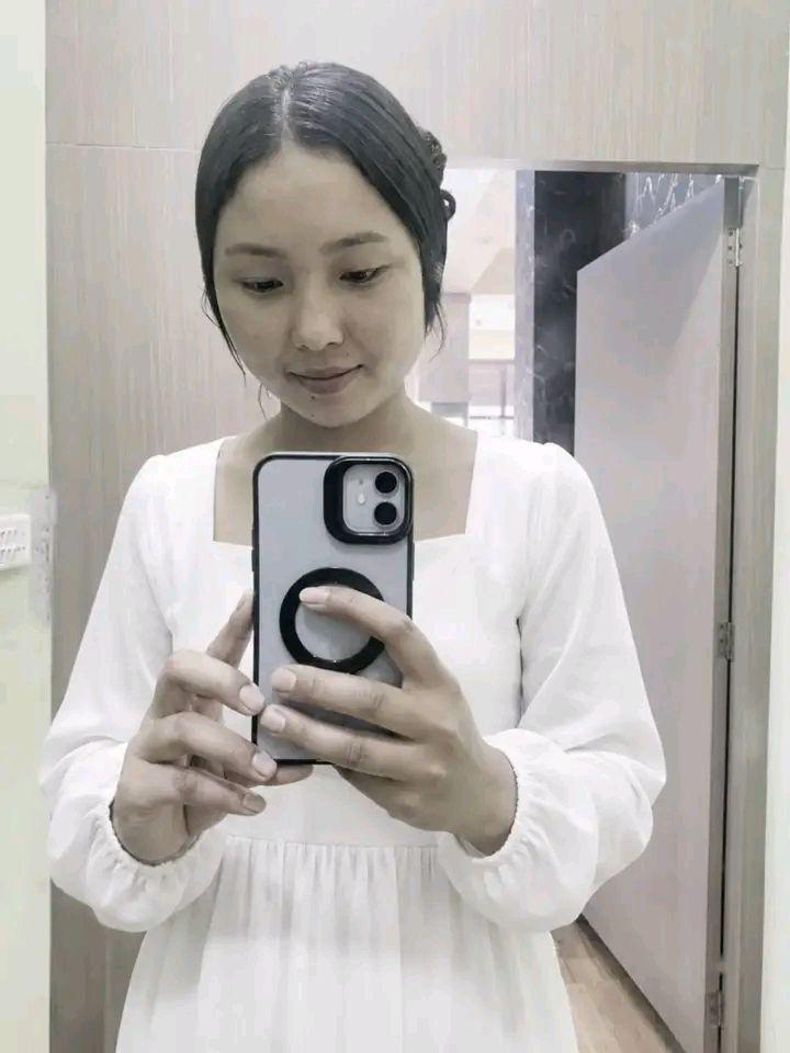 Maila Daju ko sasurali ghar puge pachhi feri ma aafnoi parama nachhdai ...