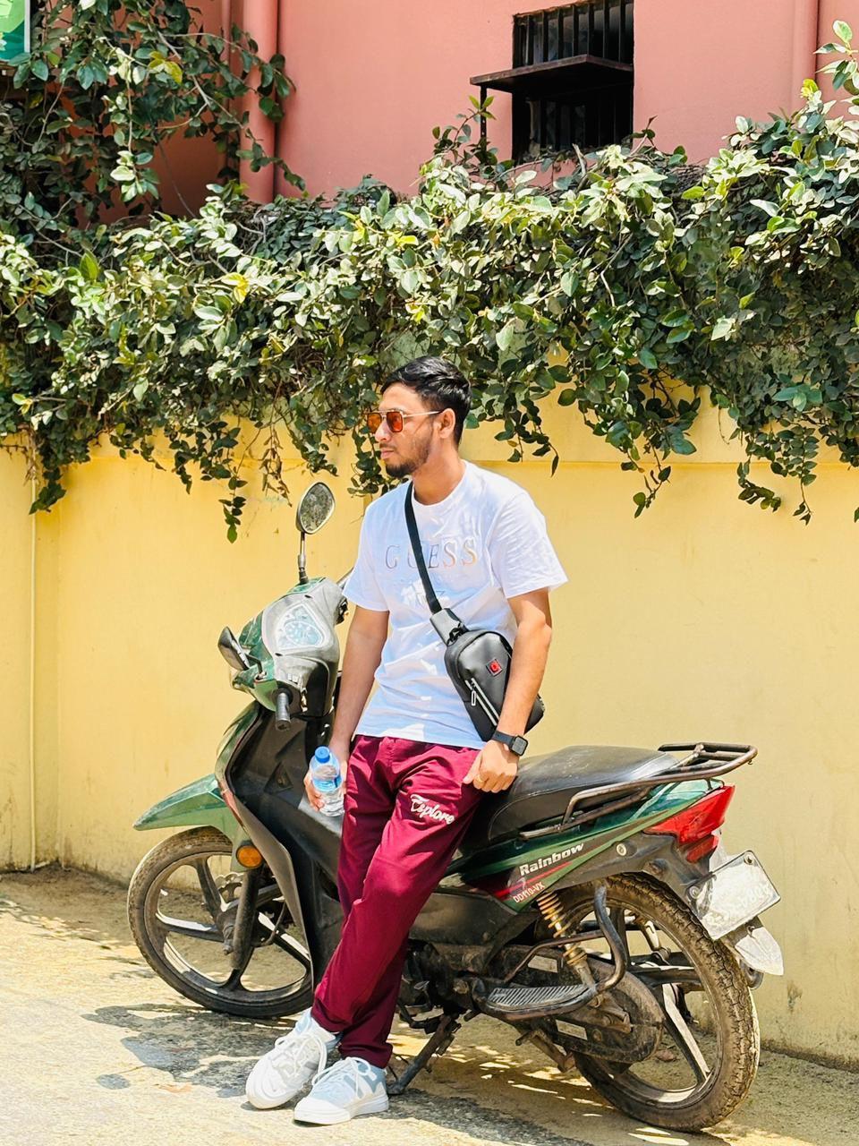 চল জাই যুদ্দে মাদকের বিরুদ্ধে আমাদের কেশবপুর বাজারে এই ছেলে আসকে পন📱