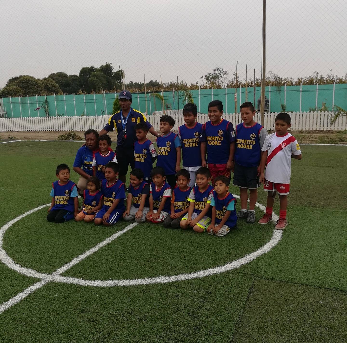 Academia de Futbol CLUB Deportivo MOORE FC