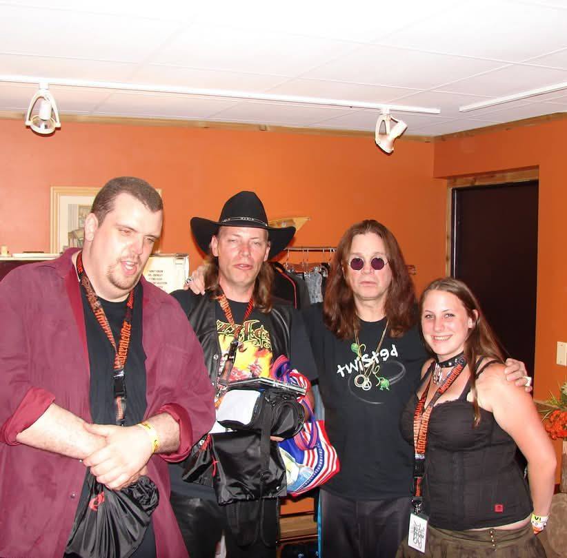 For those of you who like KISS,how do... - Christina Greene | Facebook