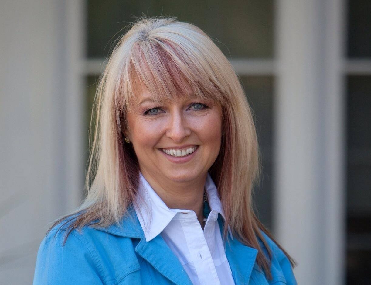 Chicago Real Estate Agent Liz with Remax | Chicago IL
