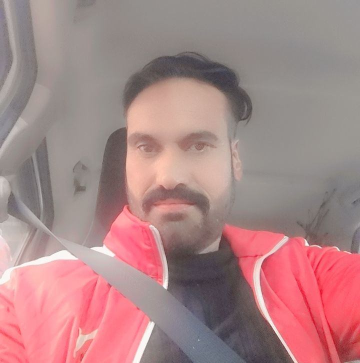 Riyaz Dar Dar Riyaz