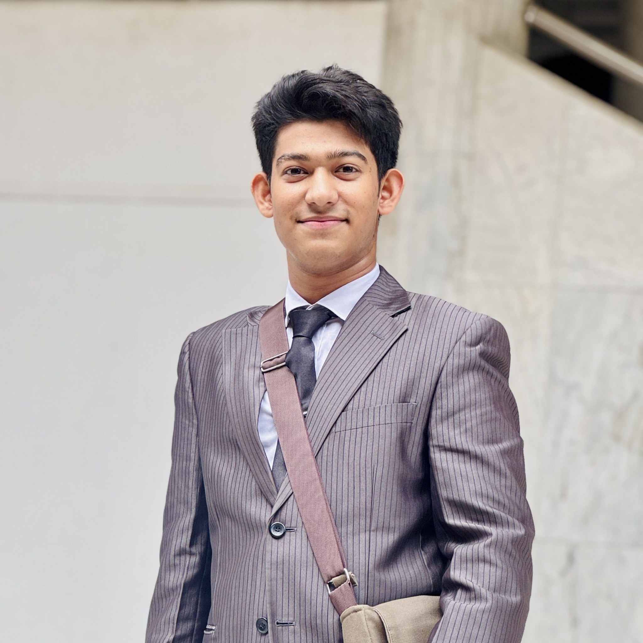 Sayed Khan