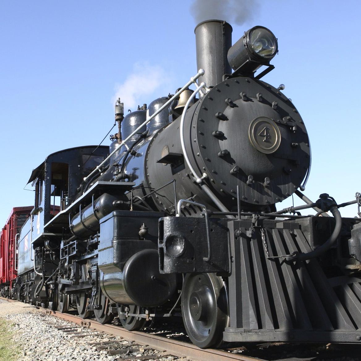 Lumberjack Steam Train & Camp 5 Museum | Laona WI