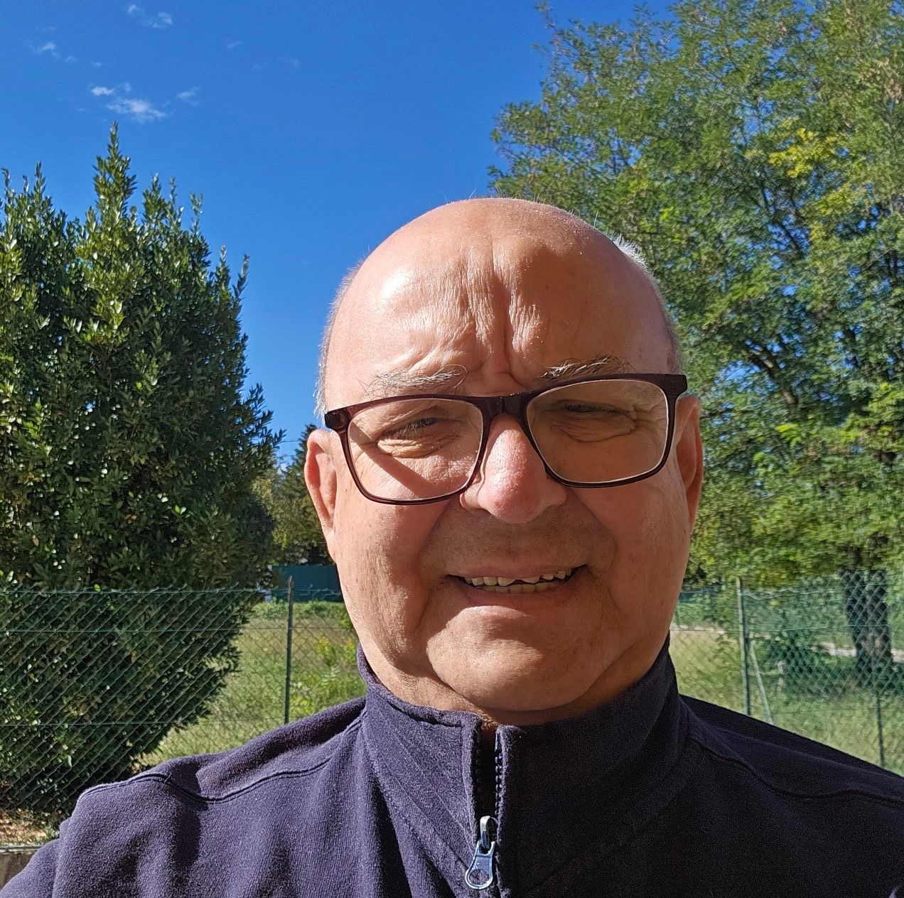 Mauro Porro - Ma anche dopo l'attacco all'aereoporto di... | Facebook