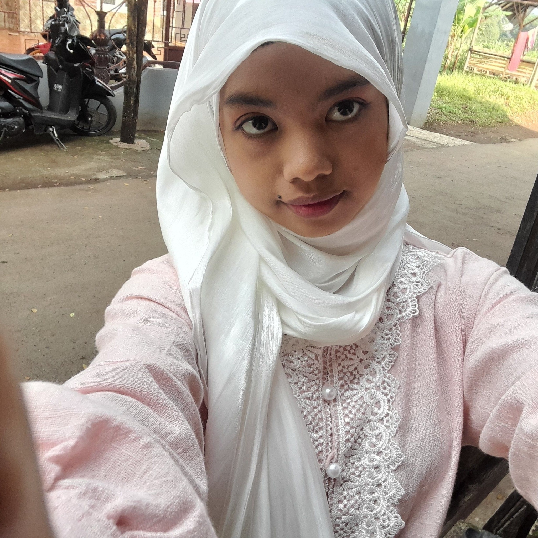 Lufty Meisya Alfileri