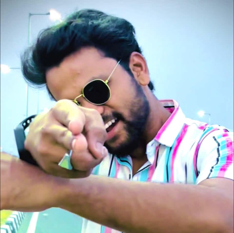 अभी कंधा दे रहा हूँ 😂 @its_rizwan_0313 . . . #reels #instagram #comedy ...