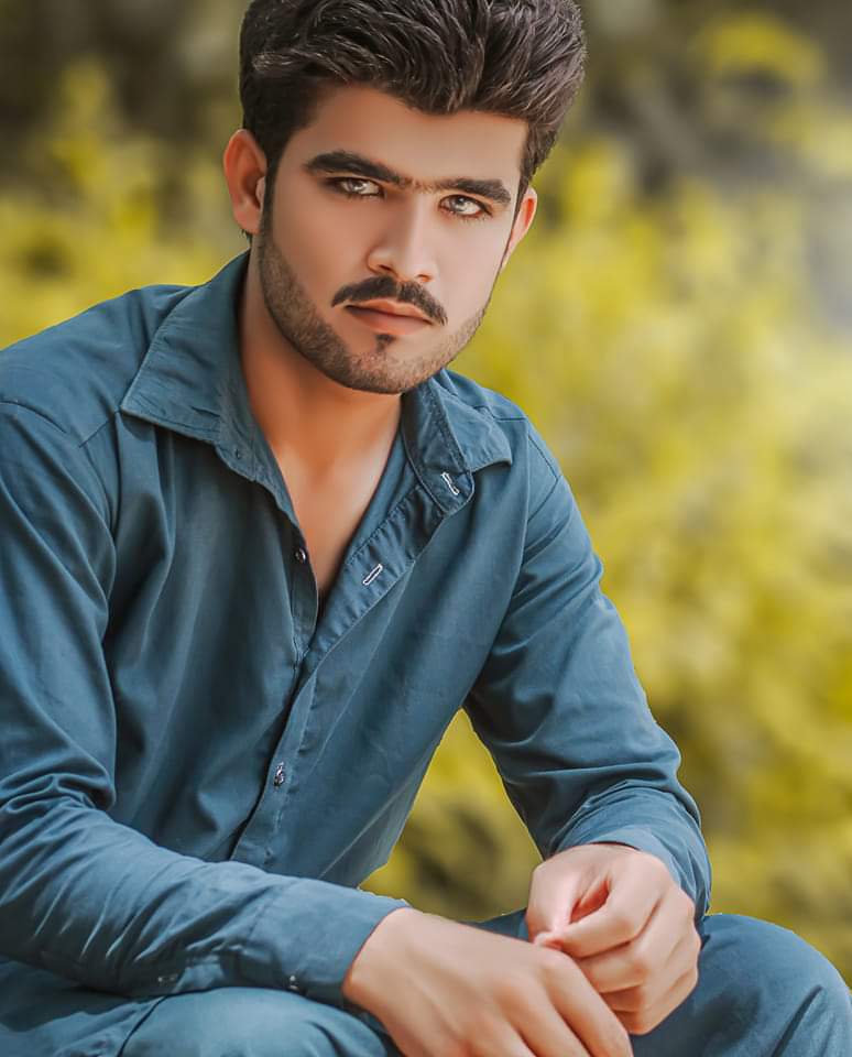 Muzammil Khan