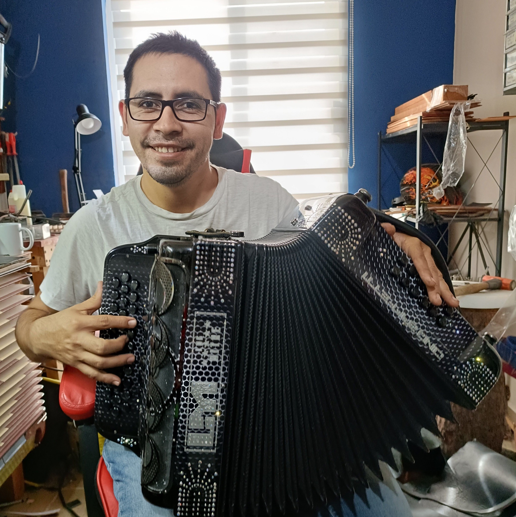 Taller - Acordeon 31 botones Tono de sol☀️ Marca solaris Ideal para ...