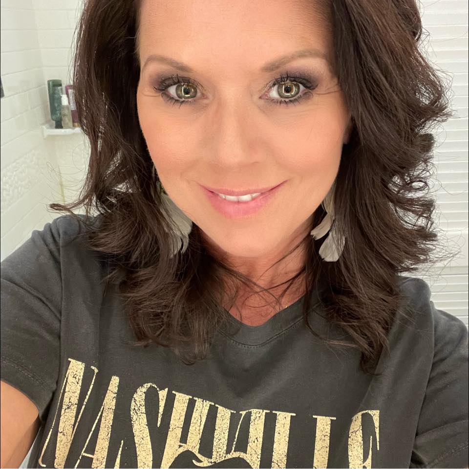 Julie Reeves on Big Buck Country 101.5 FM & 93.7 The Dawg