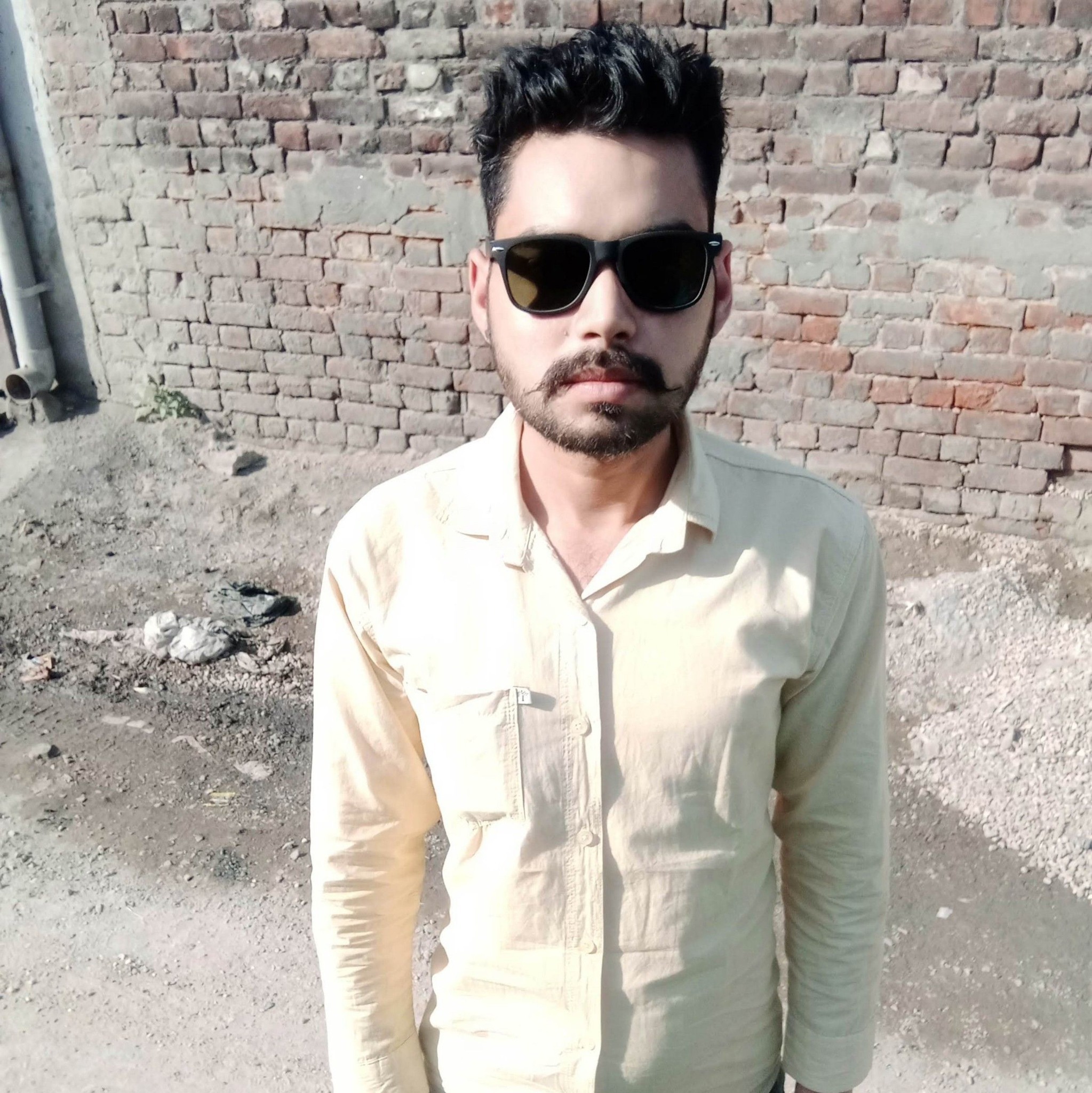 ustaadji-babbumaan-facebook-trending-deekay-deekay