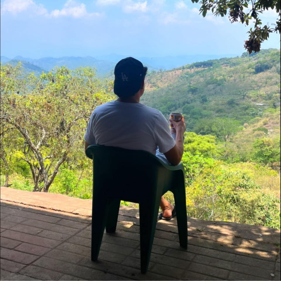 Mis pedacitos de mi vida, y yo les deseamos un lindo fin de semana😉🫂 ...