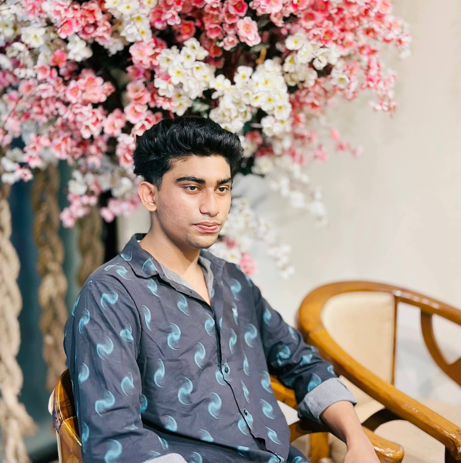 Ew'r Rifat