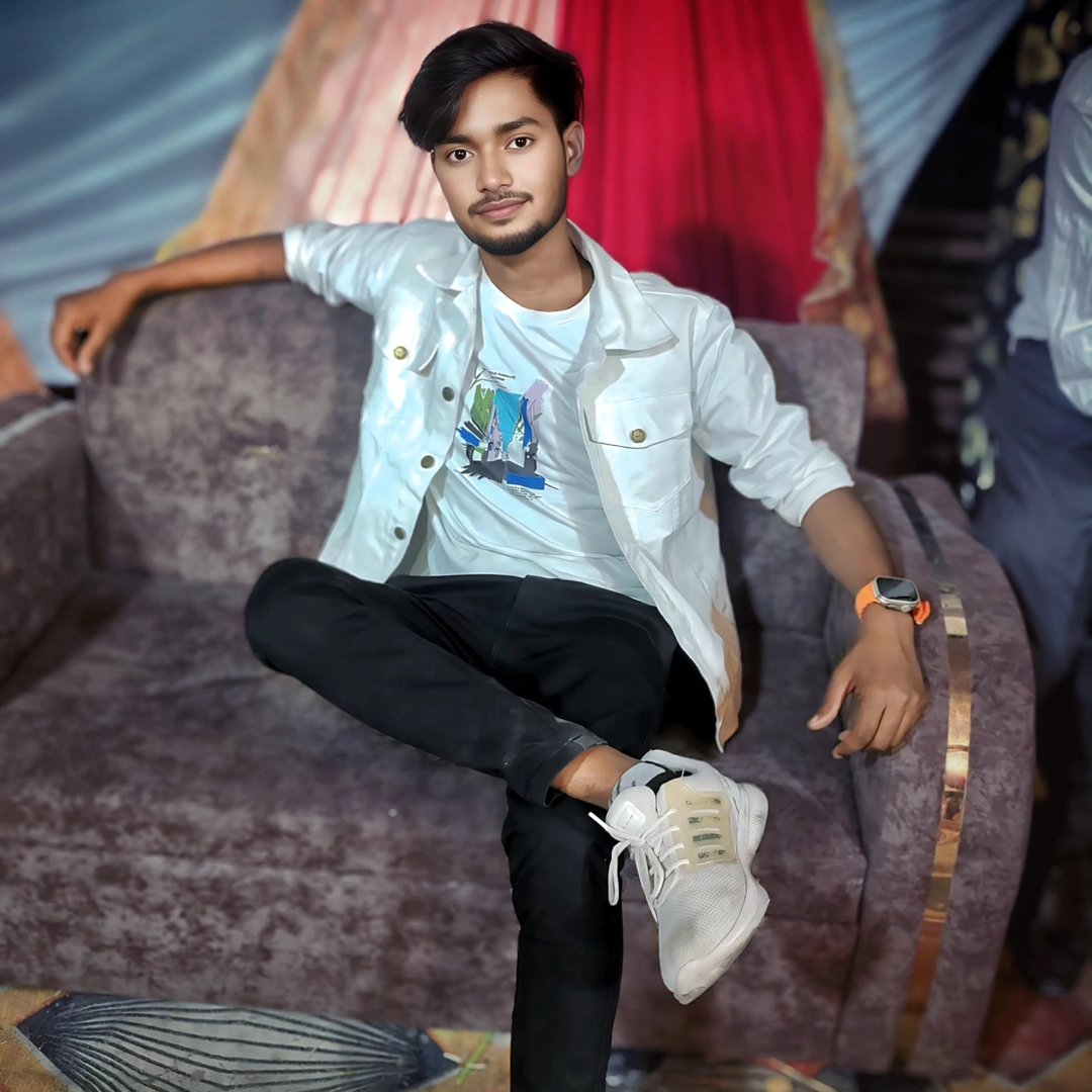 Alex Raj