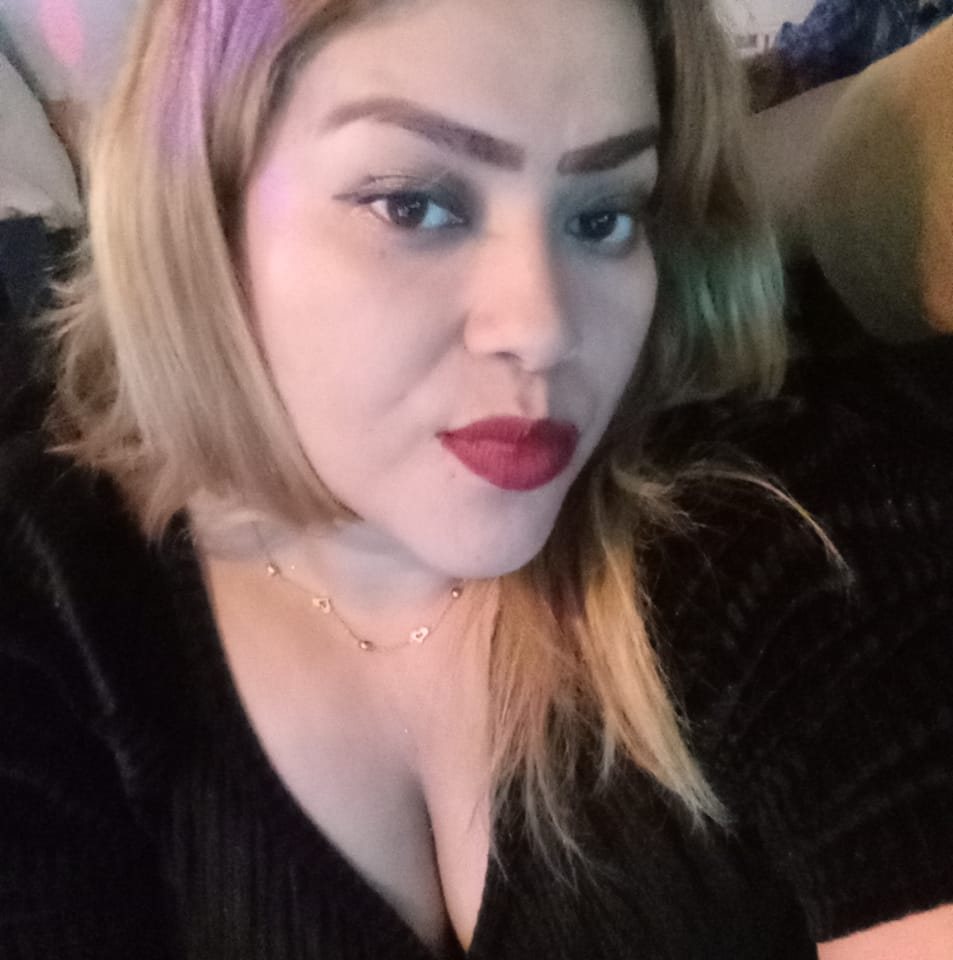 Analia Flores