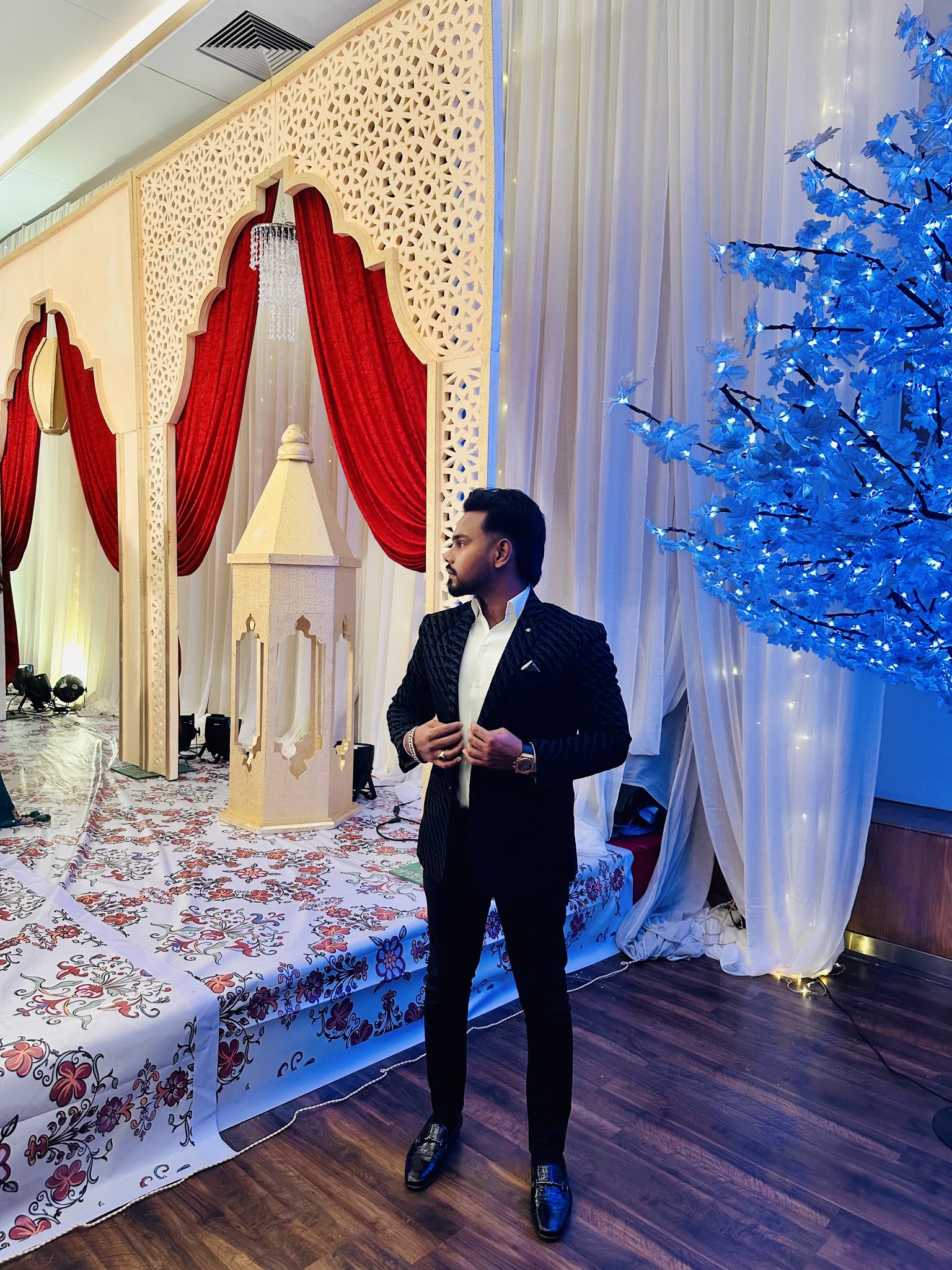Aman Ullah Aman Showrov
