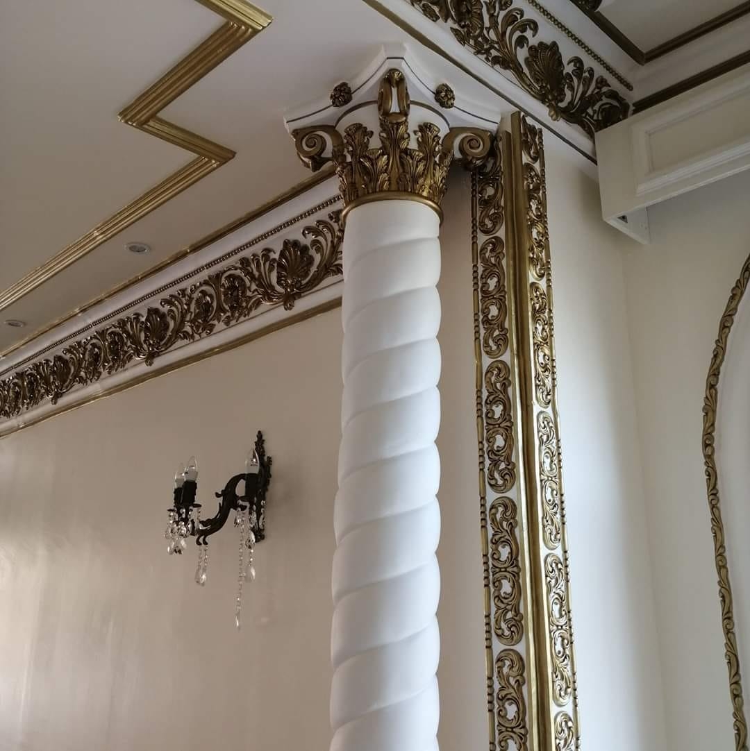 Decoración de interiores con Molduras de yeso
