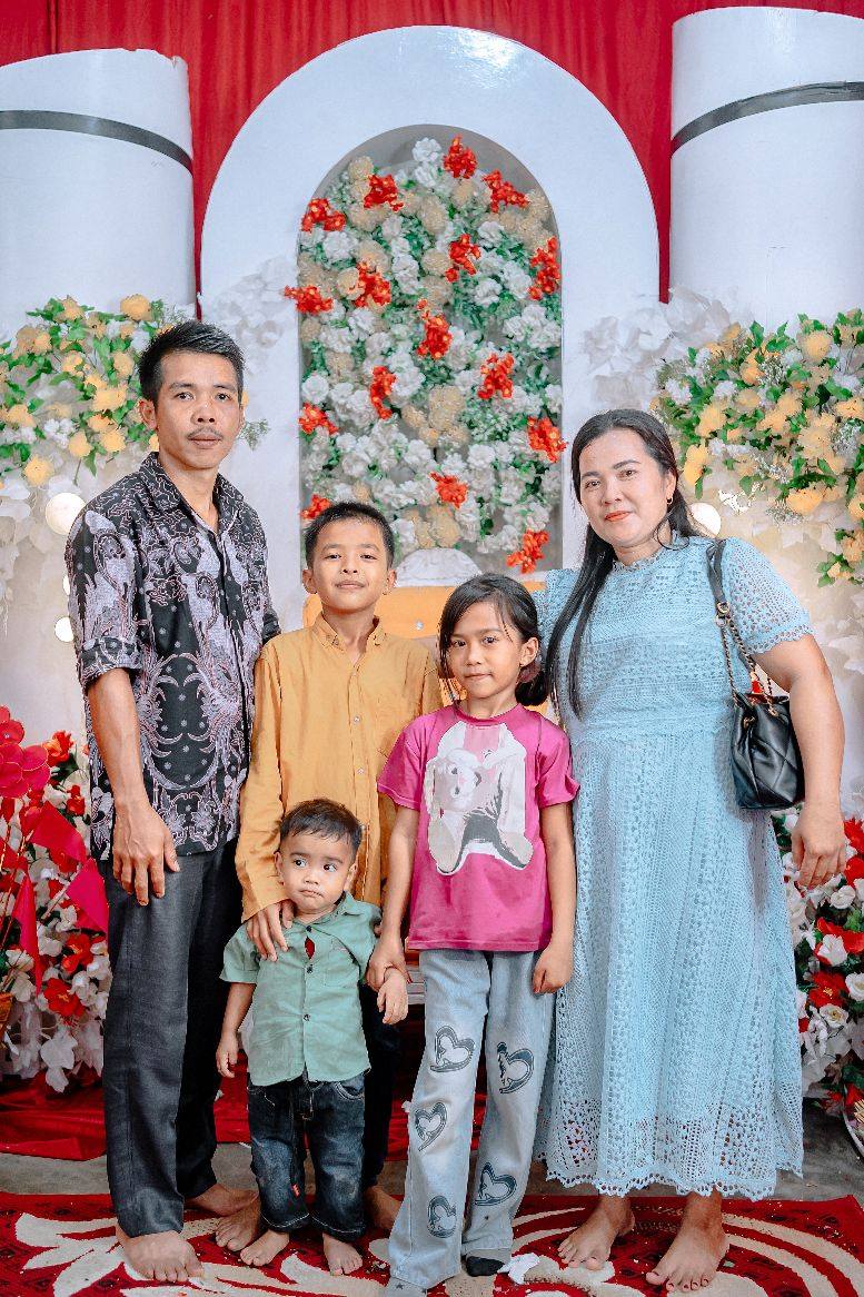 Selamat pagi onty ongkel dimana pun berada,tetap jaga kesehatan ...
