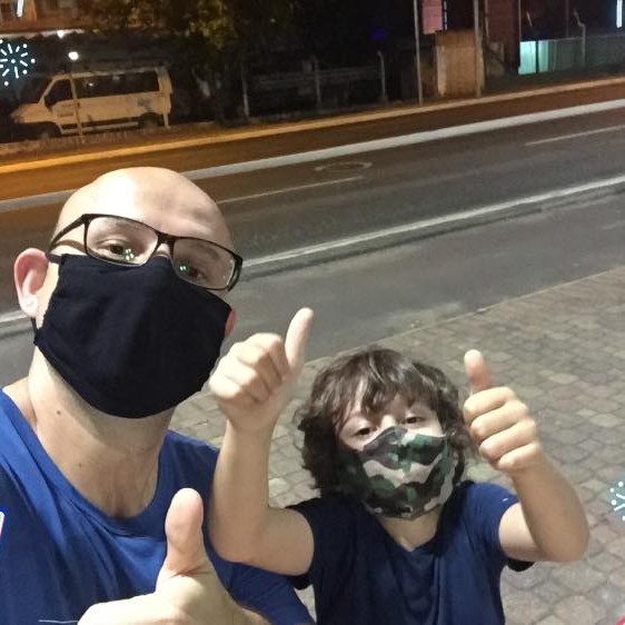 Pneu com 35 polegadas de diâmetro. Altíssima durabilidade Liga 11 5060 ...