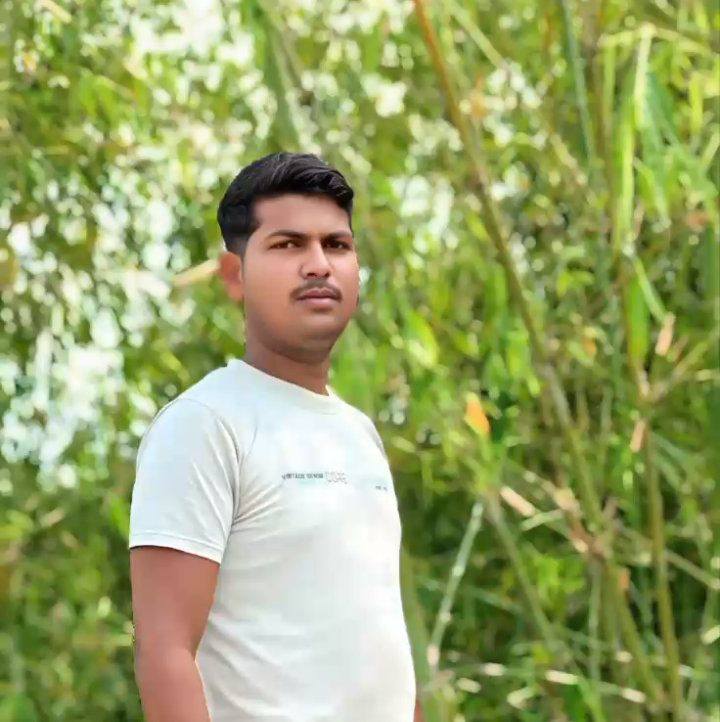 Azmat Asharfi
