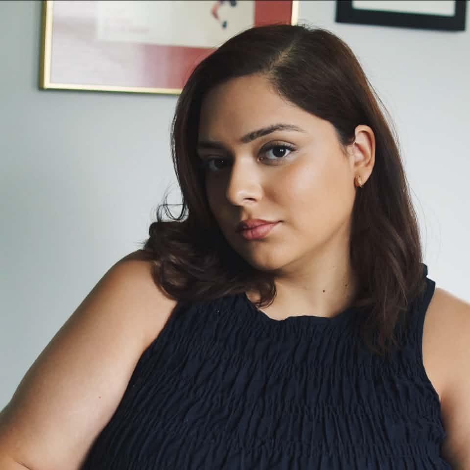 Ahtziri Roman