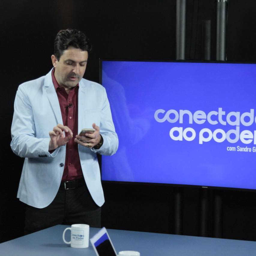 Minha opinião na legenda 👇 Prometer não fazer economia em cima de ...