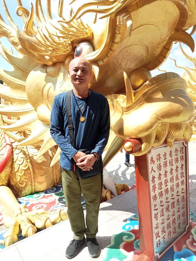 李文龍