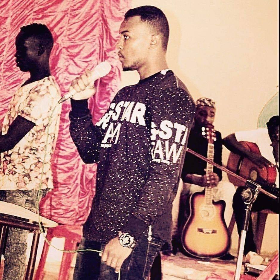 MG R Rapper