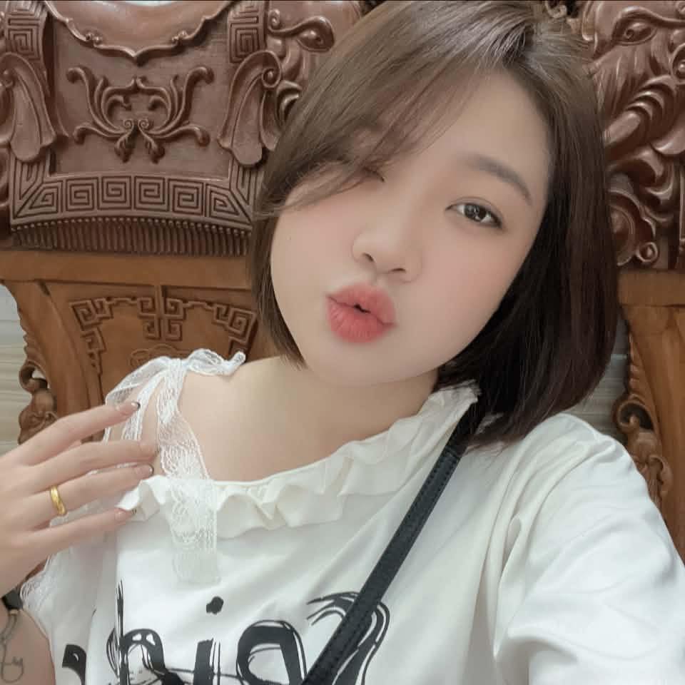 Hà Thuý Hằng - Ok! Lỗii tao 🤣 Đ có tiền nma phải có liêm... | Facebook