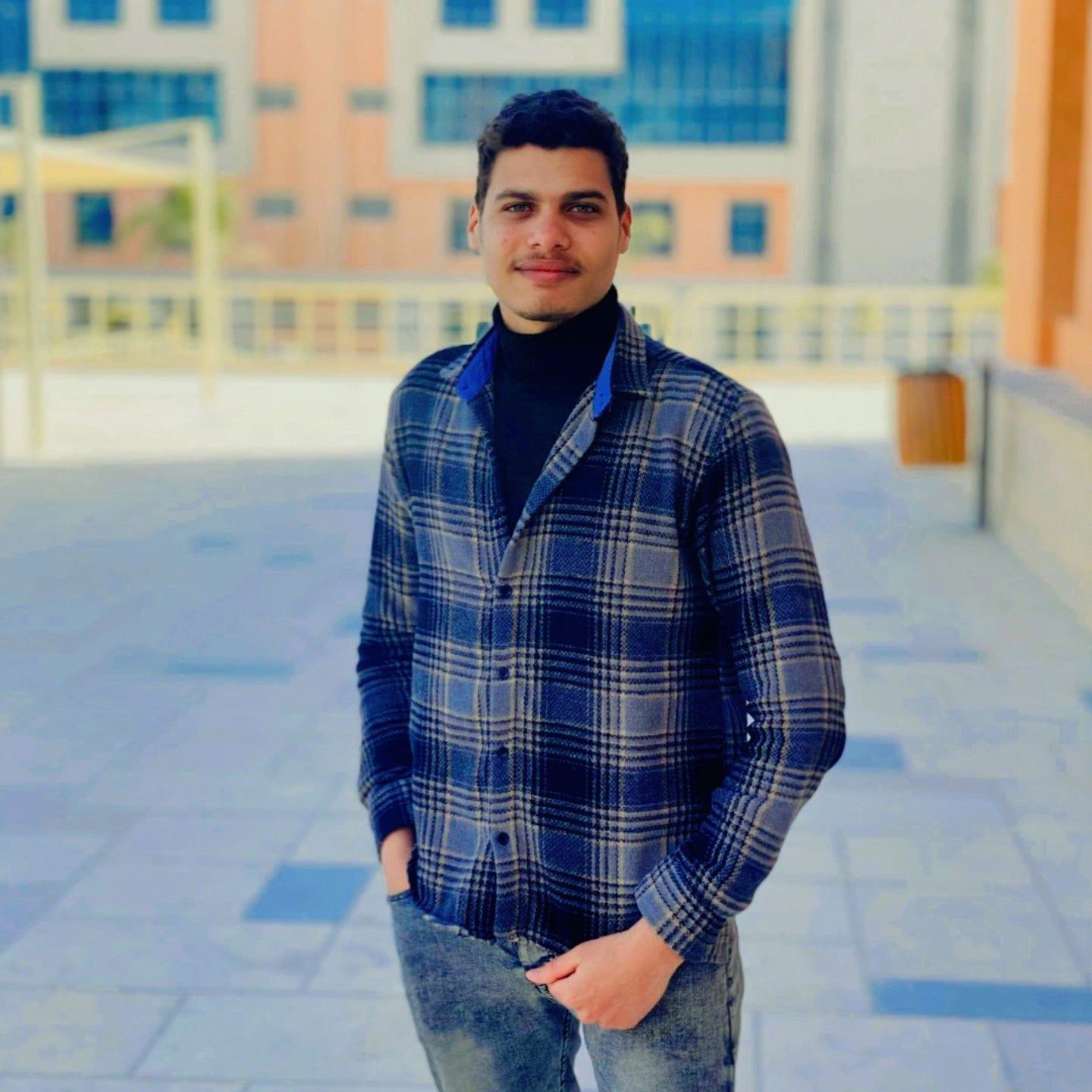 خالد حمادة - سيبك انت الضحكه ف وش الدكتور حاجه تانيه. لا... | Facebook