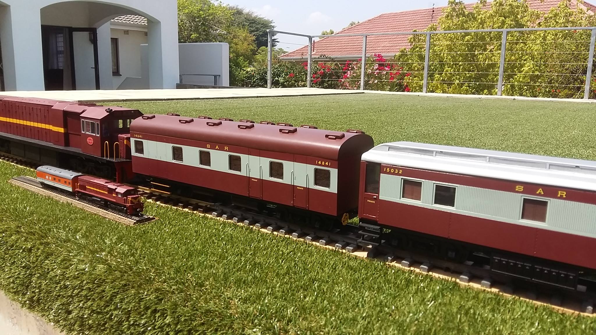 SARM SAR-Models - G Scale SAR 2 different Caboose types...