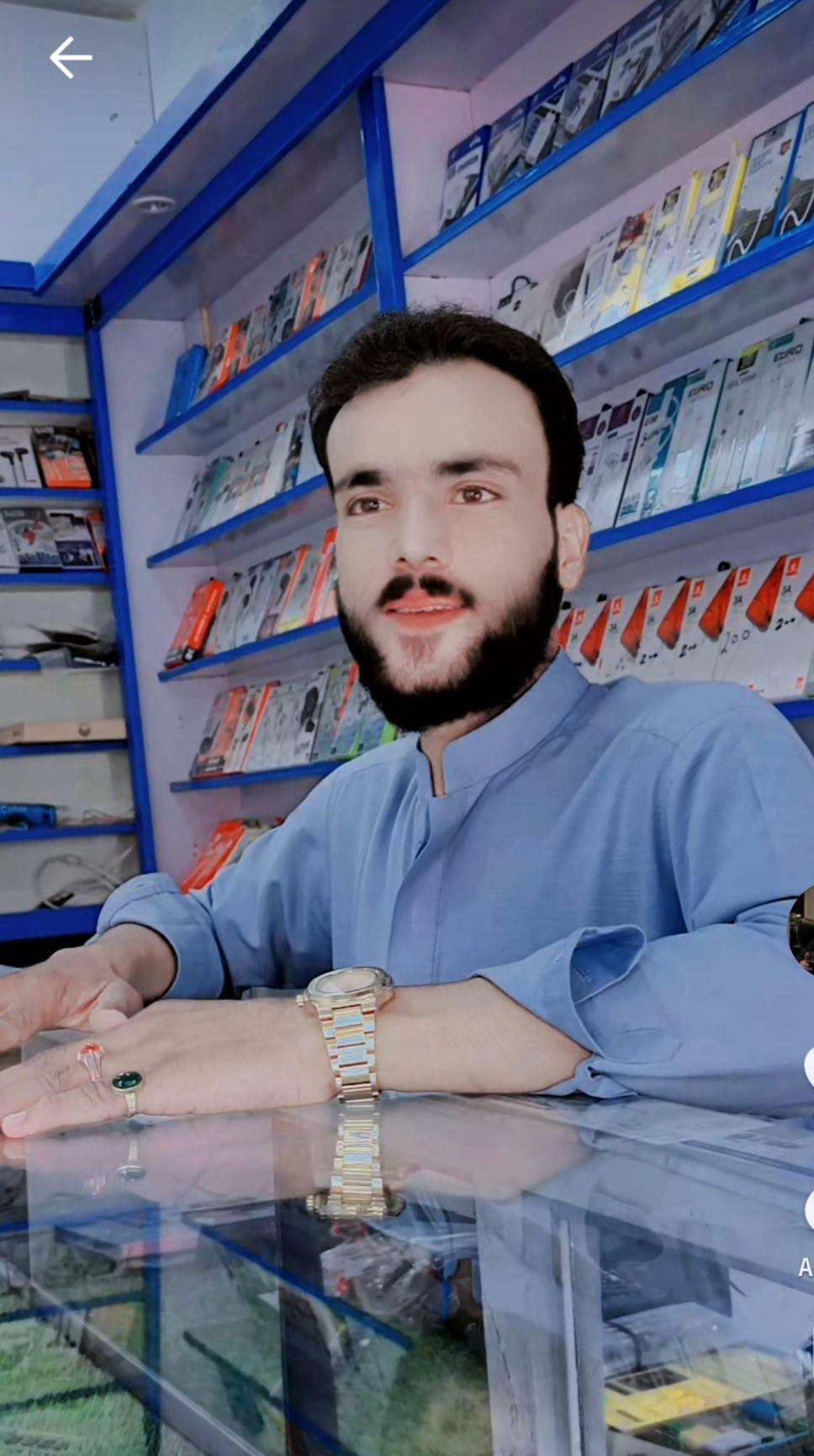 Abid H Langove