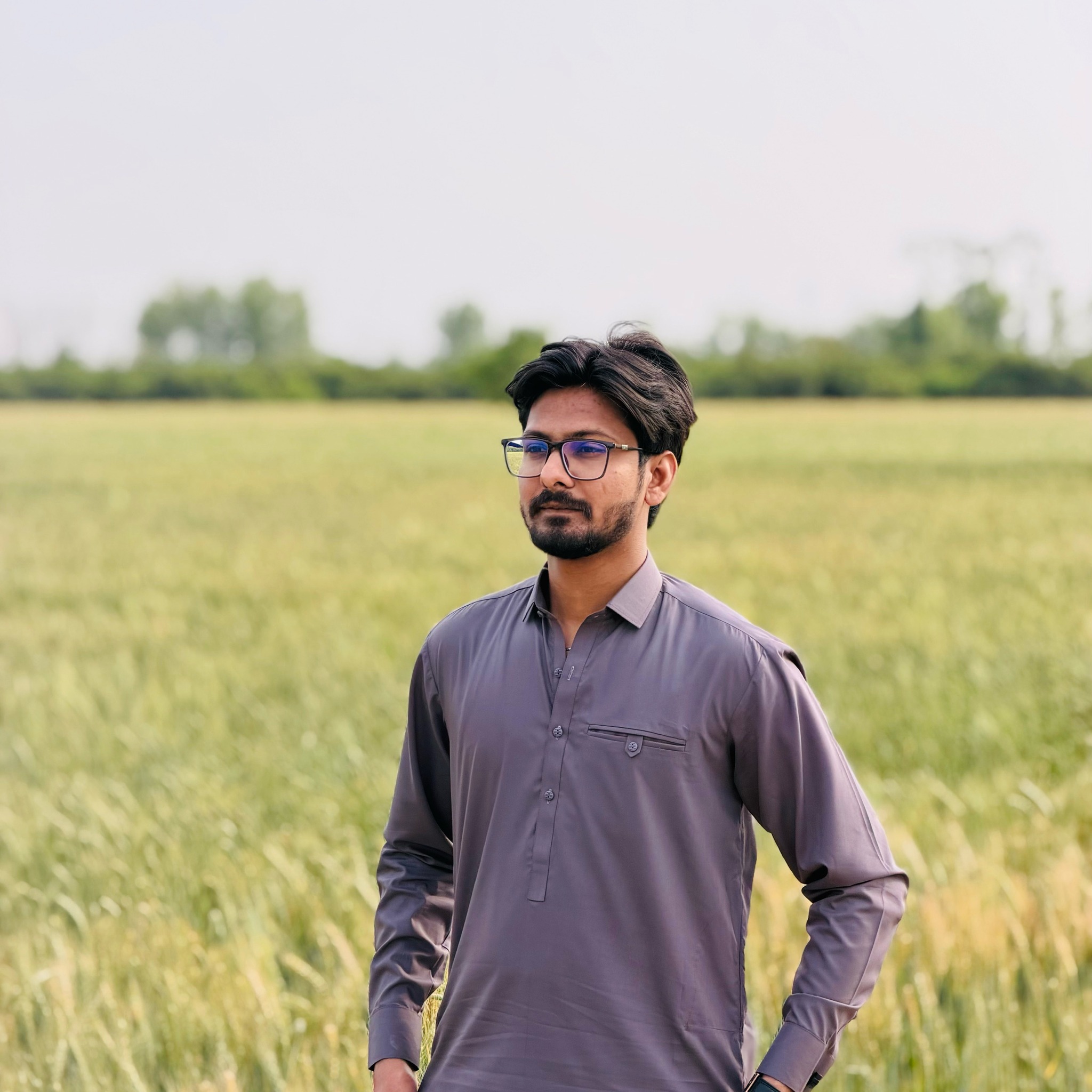 MoEez RajpOot