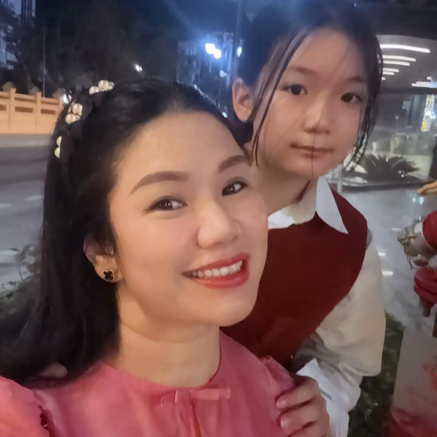 “Chị đẹp em ra sân đánh golf, người nhắm cờ, người nhắm bóng… riêng chị ...