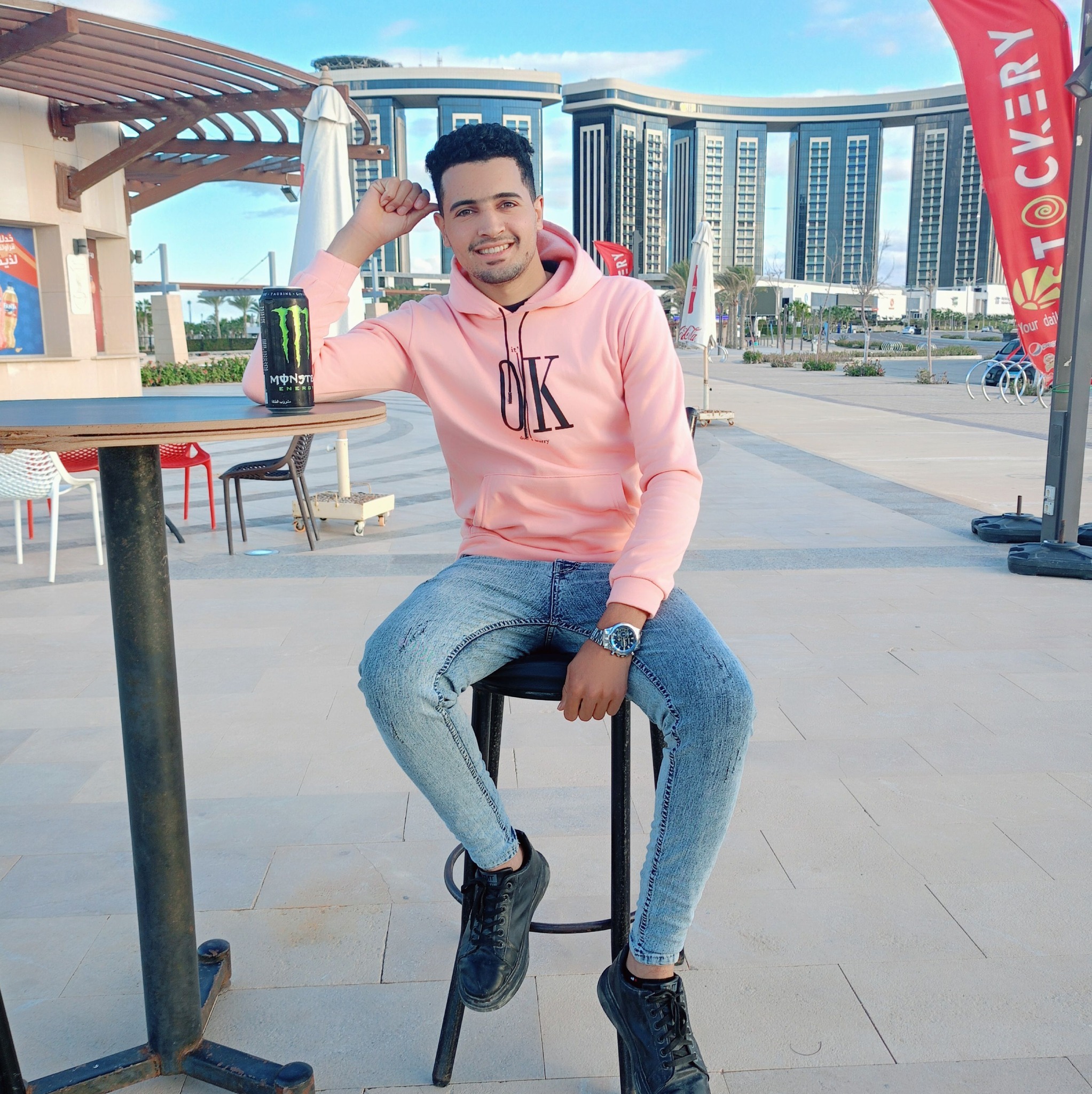 Watch the sky come alive with Colors! Fire Throne 100's 🎇 # ...