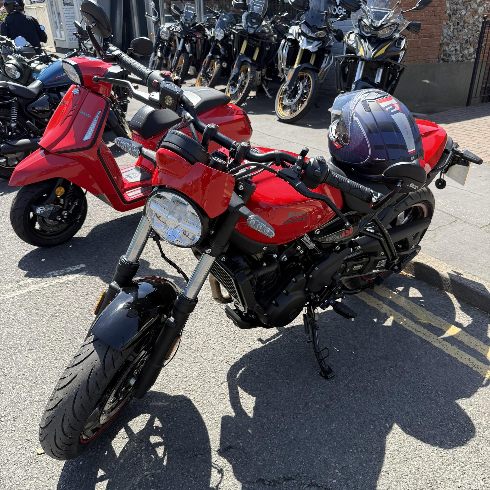 Royal Enfield Guerrilla 450 | Hi guys, 53 miles from 0 yesterday | Facebook